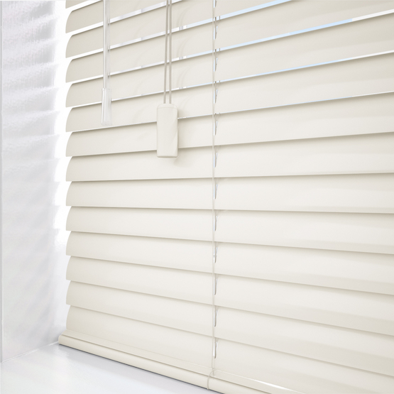 Ivory Aluminium Venetian Blind